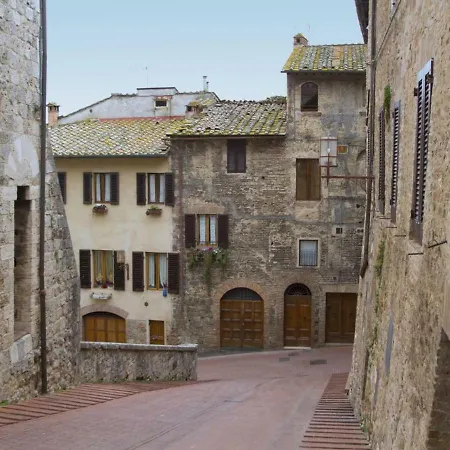 Il Prunello - Casa Tra Le Torri Appartement *